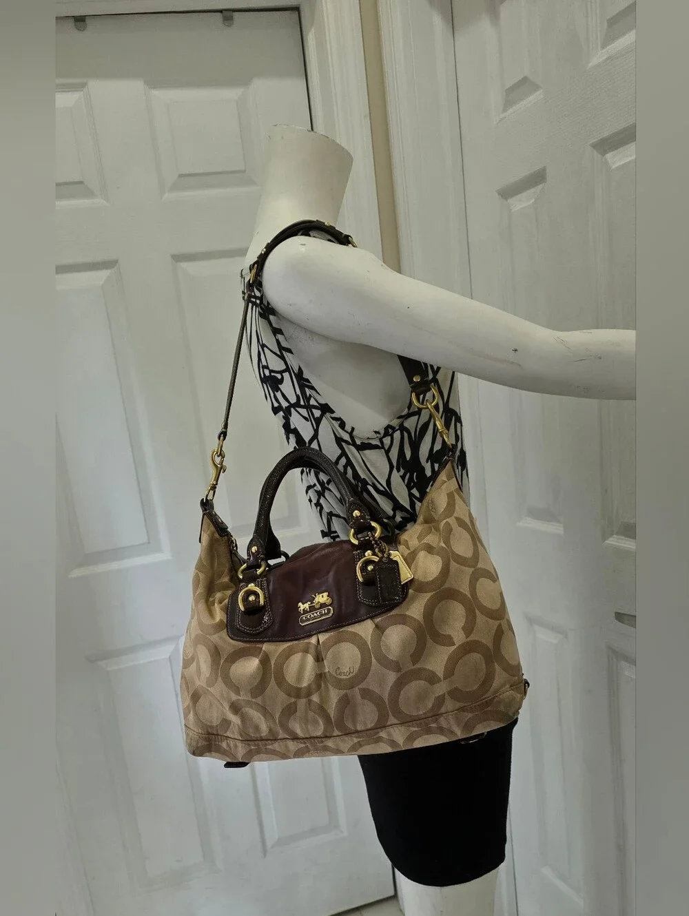 Coach Madison Signature Sateen beige/Brown Satchel/Shoulder Bag